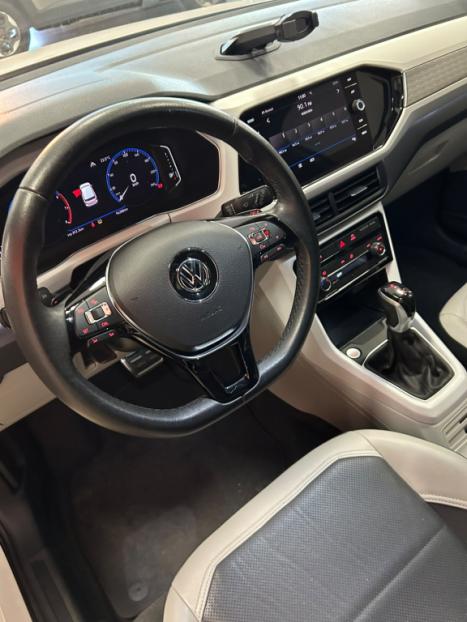 VOLKSWAGEN T-Cross 1.4 4P 250 TSI FLEX HIGHLINE AUTOM�TICO, Foto 9