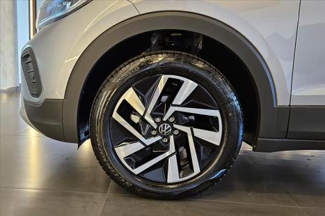 VOLKSWAGEN T-Cross 1.0 4P 200 TSI FLEX COMFORTLINE AUTOM�TICO, Foto 11