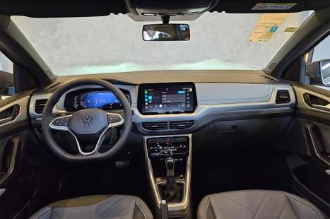 VOLKSWAGEN T-Cross 1.0 4P 200 TSI FLEX COMFORTLINE AUTOM�TICO, Foto 15