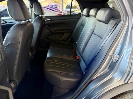 VOLKSWAGEN T-Cross 1.4 4P 250 TSI FLEX HIGHLINE AUTOM�TICO, Foto 15