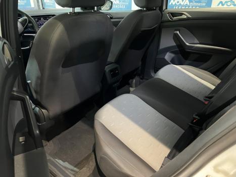 VOLKSWAGEN T-Cross 1.0 4P 200 TSI FLEX COMFORTLINE AUTOM�TICO, Foto 9