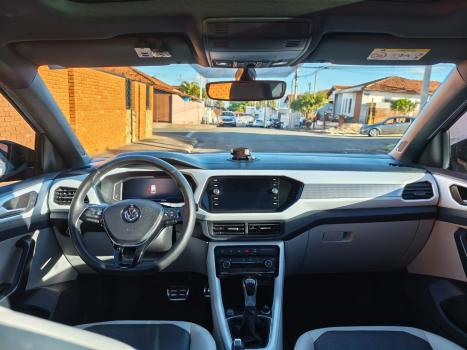 VOLKSWAGEN T-Cross 1.4 4P 250 TSI FLEX HIGHLINE AUTOM�TICO, Foto 16