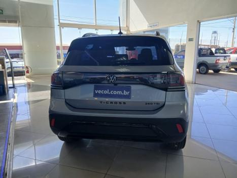 VOLKSWAGEN T-Cross 1.4 4P 250 TSI FLEX HIGHLINE AUTOMÁTICO, Foto 10