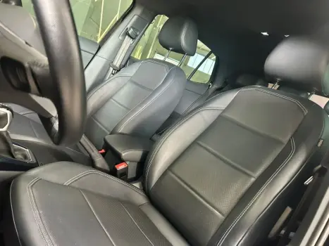 VOLKSWAGEN T-Cross 1.0 4P 200 TSI FLEX COMFORTLINE AUTOMÁTICO, Foto 16