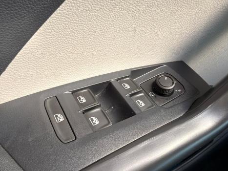 VOLKSWAGEN T-Cross 1.4 4P 250 TSI FLEX HIGHLINE AUTOMÁTICO, Foto 13
