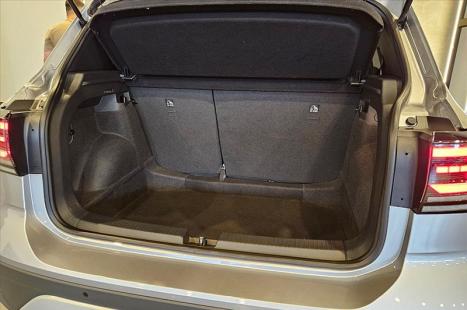 VOLKSWAGEN T-Cross 1.0 4P 200 TSI FLEX COMFORTLINE AUTOMÁTICO, Foto 19
