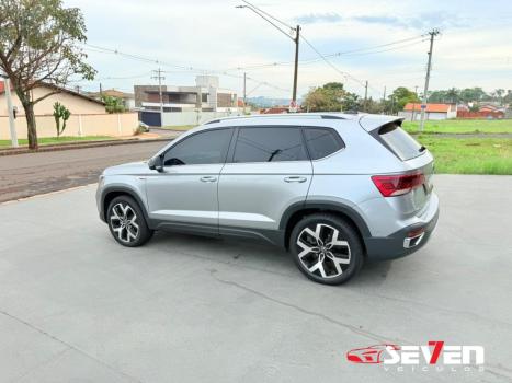 VOLKSWAGEN Taos 1.4 16V 4P FLEX 250 TSI HIGHLINE AUTOMÁTICO, Foto 3 VOLKSWAGEN Taos 1.4 16V 4P FLEX 250 TSI HIGHLINE AUTOMÁTICO, Foto 3