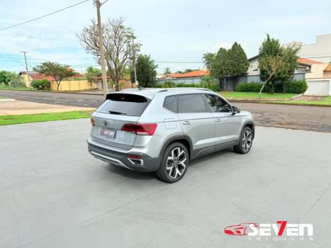 VOLKSWAGEN Taos 1.4 16V 4P FLEX 250 TSI HIGHLINE AUTOMÁTICO, Foto 6 VOLKSWAGEN Taos 1.4 16V 4P FLEX 250 TSI HIGHLINE AUTOMÁTICO, Foto 6