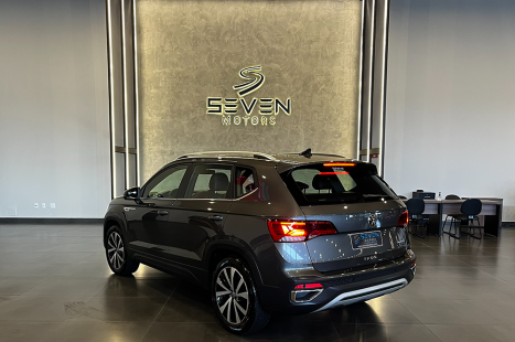 VOLKSWAGEN Taos 1.4 16V 4P FLEX 250 TSI CONFORTLINE AUTOMÁTICO, Foto 6 VOLKSWAGEN Taos 1.4 16V 4P FLEX 250 TSI CONFORTLINE AUTOMÁTICO, Foto 6