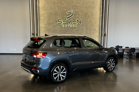 VOLKSWAGEN Taos 1.4 16V 4P FLEX 250 TSI CONFORTLINE AUTOMÁTICO, Foto 8 VOLKSWAGEN Taos 1.4 16V 4P FLEX 250 TSI CONFORTLINE AUTOMÁTICO, Foto 8