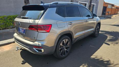 VOLKSWAGEN Taos 1.4 16V 4P FLEX 250 TSI HIGHLINE AUTOMÁTICO, Foto 6 VOLKSWAGEN Taos 1.4 16V 4P FLEX 250 TSI HIGHLINE AUTOMÁTICO, Foto 6