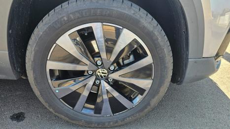 VOLKSWAGEN Taos 1.4 16V 4P FLEX 250 TSI HIGHLINE AUTOMÁTICO, Foto 8 VOLKSWAGEN Taos 1.4 16V 4P FLEX 250 TSI HIGHLINE AUTOMÁTICO, Foto 8