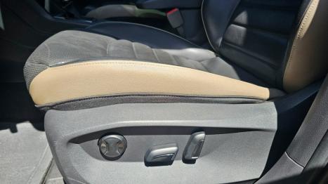 VOLKSWAGEN Taos 1.4 16V 4P FLEX 250 TSI HIGHLINE AUTOMÁTICO, Foto 14 VOLKSWAGEN Taos 1.4 16V 4P FLEX 250 TSI HIGHLINE AUTOMÁTICO, Foto 14