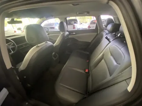 VOLKSWAGEN Taos 1.4 16V 4P FLEX 250 TSI COMFORTLINE AUTOMTICO, Foto 5