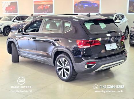 VOLKSWAGEN Taos 1.4 16V 4P FLEX 250 TSI HIGHLINE AUTOM�TICO, Foto 4