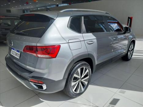 VOLKSWAGEN Taos 1.4 16V 4P FLEX 250 TSI HIGHLINE AUTOM�TICO, Foto 10