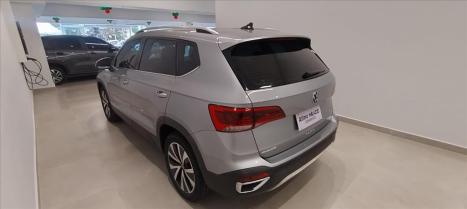 VOLKSWAGEN Taos 1.4 16V 4P FLEX 250 TSI HIGHLINE AUTOM�TICO, Foto 6