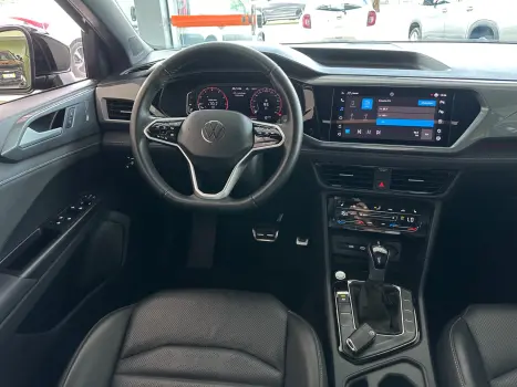 VOLKSWAGEN Taos 1.4 16V 4P FLEX 250 TSI HIGHLINE AUTOM�TICO, Foto 7