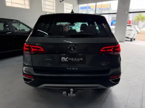 VOLKSWAGEN Taos 1.4 16V 4P FLEX 250 TSI HIGHLINE AUTOM�TICO, Foto 5