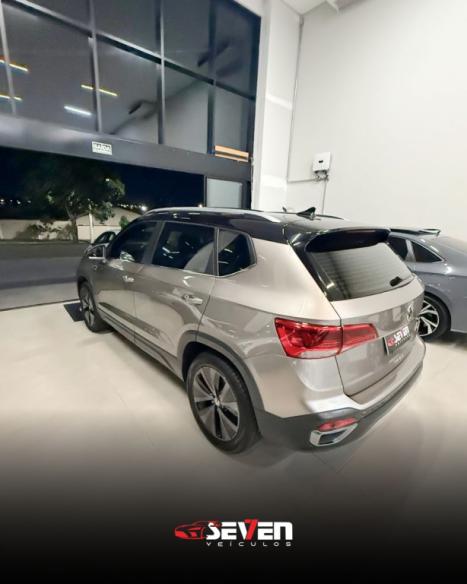 VOLKSWAGEN Taos 1.4 16V 4P FLEX 250 TSI HIGHLINE AUTOM�TICO, Foto 2