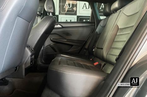 VOLKSWAGEN Taos 1.4 16V 4P FLEX 250 TSI HIGHLINE AUTOM�TICO, Foto 14