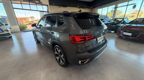 VOLKSWAGEN Taos 1.4 16V 4P FLEX 250 TSI HIGHLINE AUTOM�TICO, Foto 12