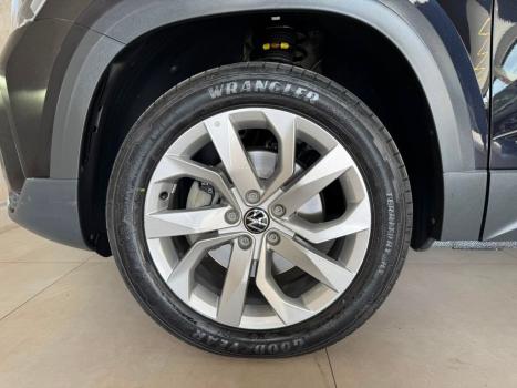 VOLKSWAGEN Taos 1.4 16V 4P FLEX 250 TSI COMFORTLINE AUTOM�TICO, Foto 16