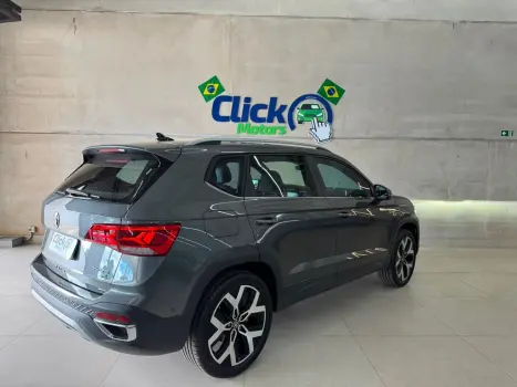 VOLKSWAGEN Taos 1.4 16V 4P FLEX 250 TSI HIGHLINE AUTOM�TICO, Foto 3