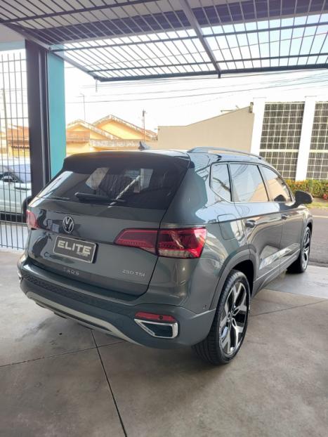 VOLKSWAGEN Taos 1.4 16V 4P FLEX 250 TSI HIGHLINE AUTOM�TICO, Foto 5