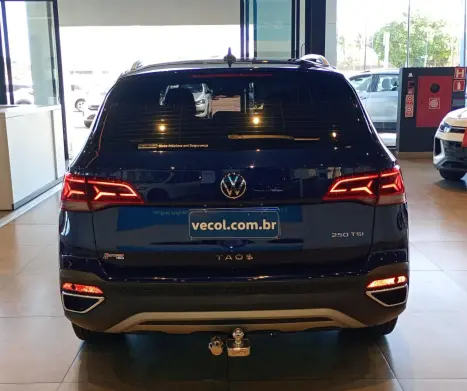VOLKSWAGEN Taos 1.4 16V 4P FLEX 250 TSI HIGHLINE AUTOM�TICO, Foto 10