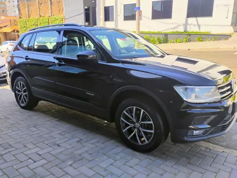 VOLKSWAGEN Tiguan 1.4 250 TSI TOTAL FLEX ALLSPACE TURBO AUTOMÁTICO TIPTRONIC, Foto 2 VOLKSWAGEN Tiguan 1.4 250 TSI TOTAL FLEX ALLSPACE TURBO AUTOMÁTICO TIPTRONIC, Foto 2