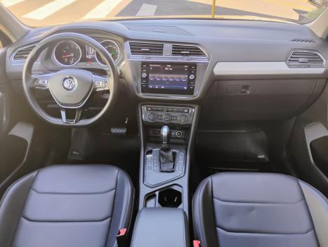 VOLKSWAGEN Tiguan 1.4 250 TSI TOTAL FLEX ALLSPACE TURBO AUTOMÁTICO TIPTRONIC, Foto 11 VOLKSWAGEN Tiguan 1.4 250 TSI TOTAL FLEX ALLSPACE TURBO AUTOMÁTICO TIPTRONIC, Foto 11