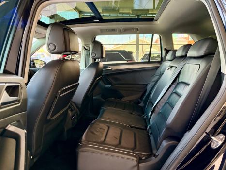 VOLKSWAGEN Tiguan 1.4 250 TSI TOTAL FLEX ALLSPACE COMFORTLINE TURBO AUTOMÁTICO TIPTRONIC, Foto 13