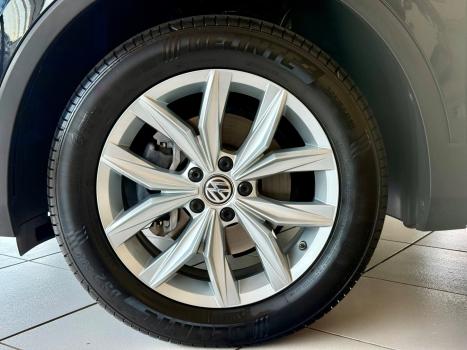 VOLKSWAGEN Tiguan 1.4 250 TSI TOTAL FLEX ALLSPACE COMFORTLINE TURBO AUTOMÁTICO TIPTRONIC, Foto 15