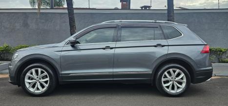 VOLKSWAGEN Tiguan 1.4 250 TSI TOTAL FLEX ALLSPACE COMFORTLINE TURBO AUTOM�TICO TIPTRONIC, Foto 4