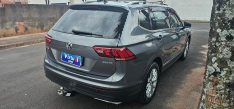 VOLKSWAGEN Tiguan 1.4 250 TSI TOTAL FLEX ALLSPACE COMFORTLINE TURBO AUTOM�TICO TIPTRONIC, Foto 7