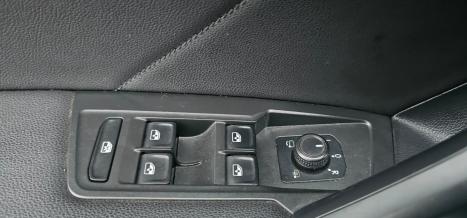 VOLKSWAGEN Tiguan 1.4 250 TSI TOTAL FLEX ALLSPACE COMFORTLINE TURBO AUTOM�TICO TIPTRONIC, Foto 11