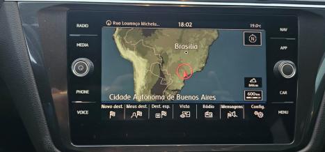 VOLKSWAGEN Tiguan 1.4 250 TSI TOTAL FLEX ALLSPACE COMFORTLINE TURBO AUTOM�TICO TIPTRONIC, Foto 17