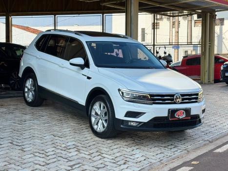 VOLKSWAGEN Tiguan 1.4 250 TSI TOTAL FLEX ALLSPACE COMFORTLINE TURBO AUTOMÁTICO TIPTRONIC, Foto 3
