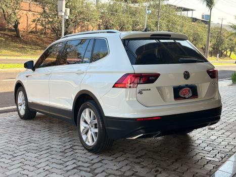 VOLKSWAGEN Tiguan 1.4 250 TSI TOTAL FLEX ALLSPACE COMFORTLINE TURBO AUTOMÁTICO TIPTRONIC, Foto 4