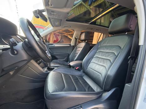 VOLKSWAGEN Tiguan 1.4 250 TSI TOTAL FLEX ALLSPACE COMFORTLINE TURBO AUTOMÁTICO TIPTRONIC, Foto 9
