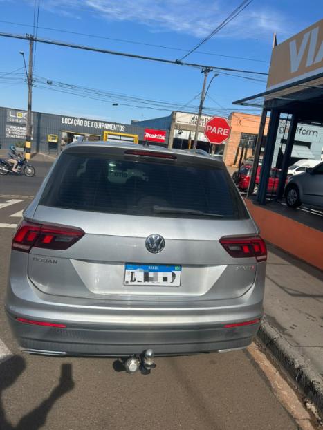 VOLKSWAGEN Tiguan 1.4 250 TSI TOTAL FLEX ALLSPACE COMFORTLINE TURBO AUTOMÁTICO TIPTRONIC, Foto 4
