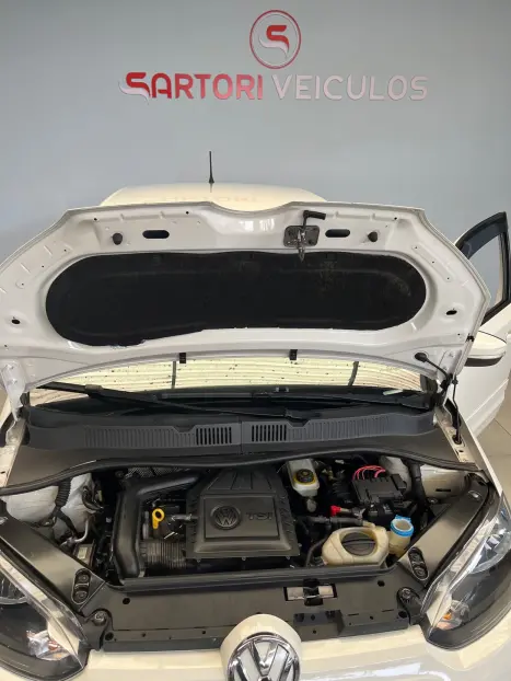 VOLKSWAGEN UP 1.0 12V 4P HIGH FLEX, Foto 6