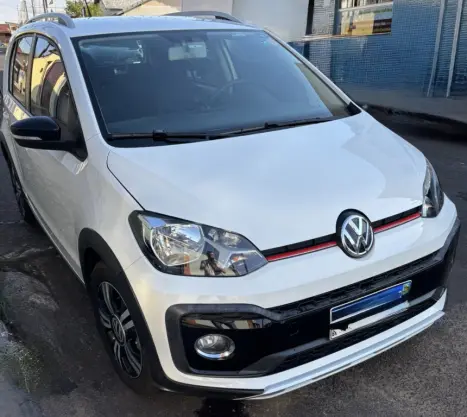VOLKSWAGEN UP 1.0 4P FLEX 170 TSI XTREME, Foto 4