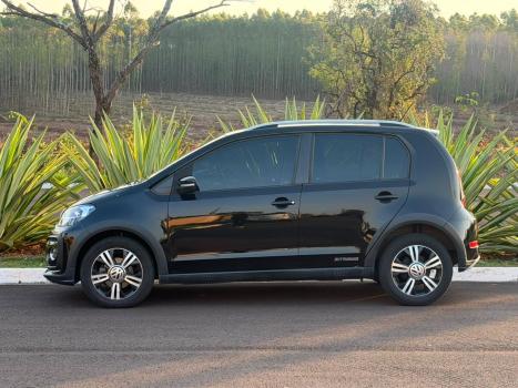 VOLKSWAGEN UP 1.0 4P FLEX 170 TSI XTREME, Foto 3