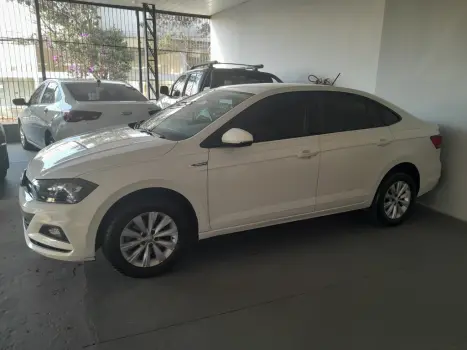 VOLKSWAGEN Virtus 1.0 4P 200 TSI FLEX COMFORTLINE AUTOMTICO, Foto 4