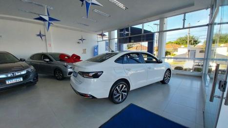 VOLKSWAGEN Virtus 1.0 4P 200 TSI FLEX HIGHLINE AUTOMTICO, Foto 10