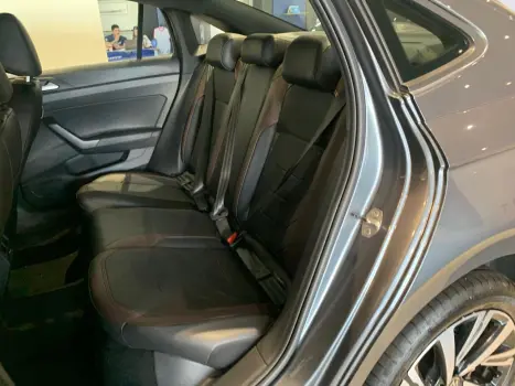 VOLKSWAGEN Virtus 1.0 4P 200 TSI FLEX HIGHLINE AUTOM�TICO, Foto 6