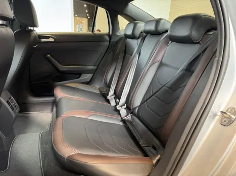 VOLKSWAGEN Virtus 1.0 4P 200 TSI FLEX HIGHLINE AUTOMTICO, Foto 6