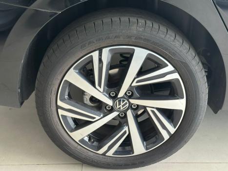 VOLKSWAGEN Virtus 1.0 4P 200 TSI FLEX HIGHLINE AUTOMTICO, Foto 4